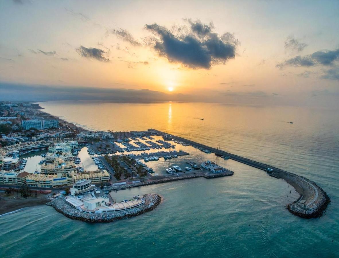 Appartement Beachfront Puerto Marina Sunrise *